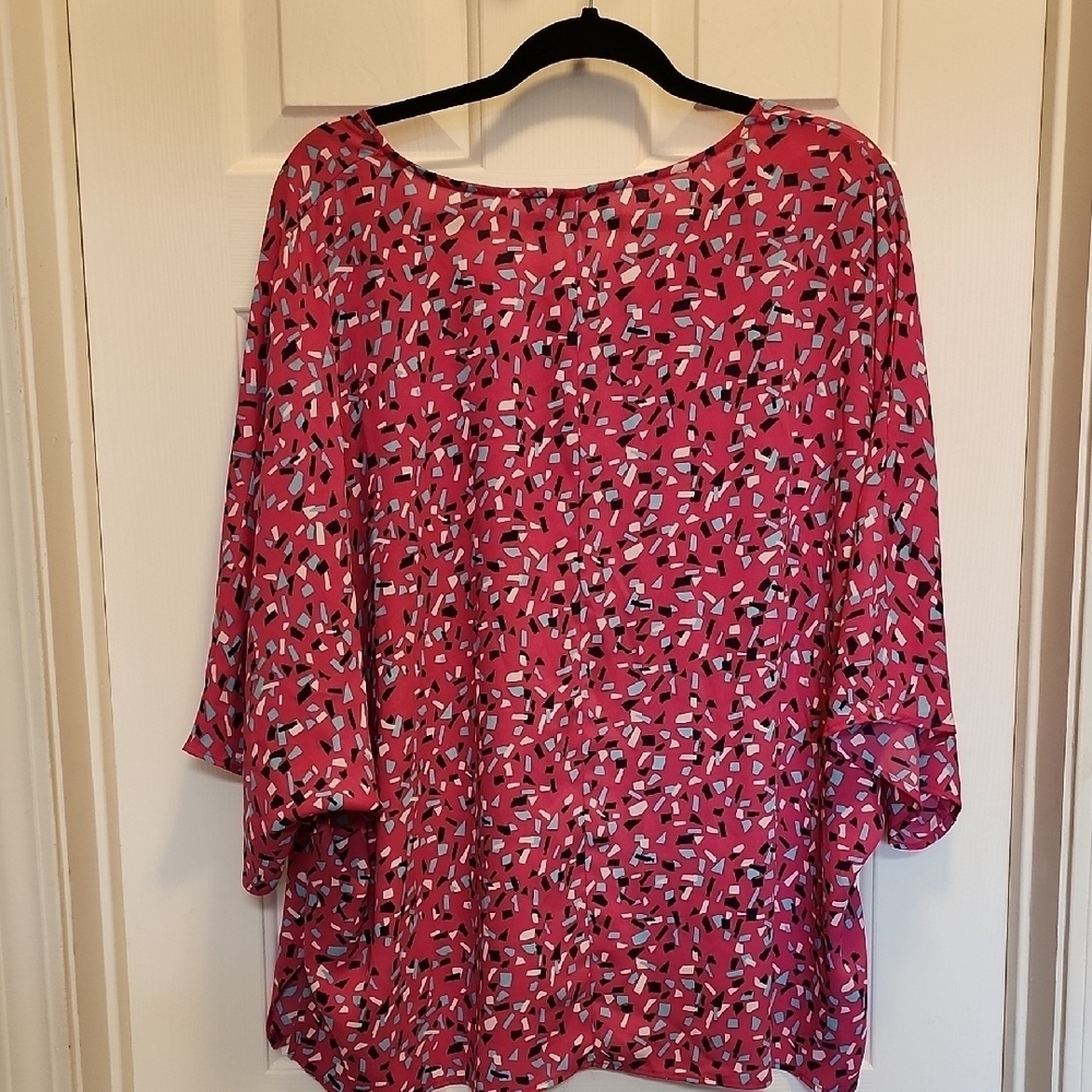 ANDREE BY UNIT Womens 1X Pink Geometric Print Blouse Plus Size - Picture 5 of 6